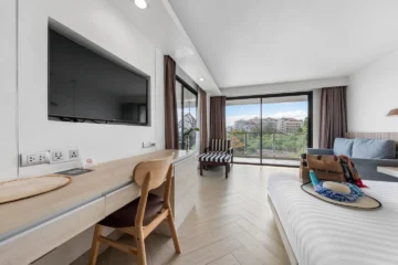 GRAND DELUXE PANORAMIC SEAVIEW